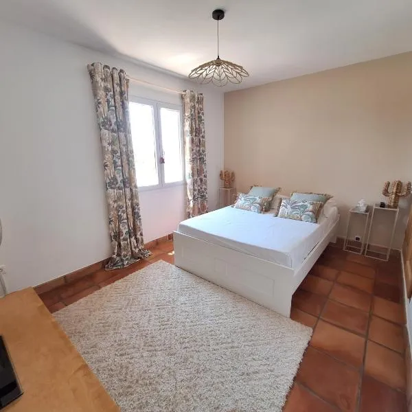 Mon Eden，位于Meynes的酒店