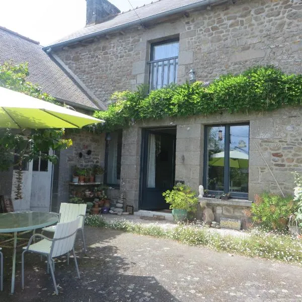 Chambres d'hôtes Chez Yves et LiLi，位于Meillac的酒店