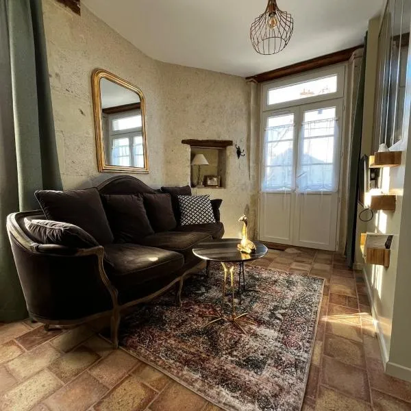 Le Boudoir de Zine, une escapade au cœur des châteaux，位于Vallères的酒店