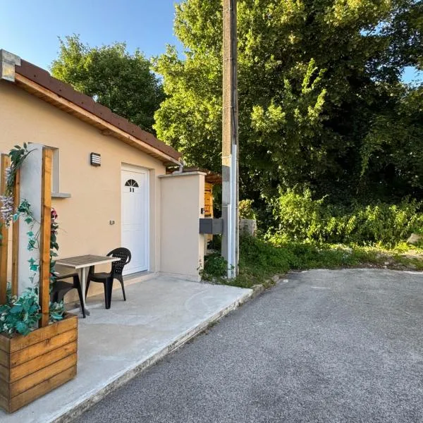 Studio neuf très calme，位于波利尼的酒店