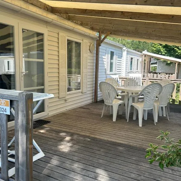 Cozy bungalow，位于Ivry-la-Bataille的酒店