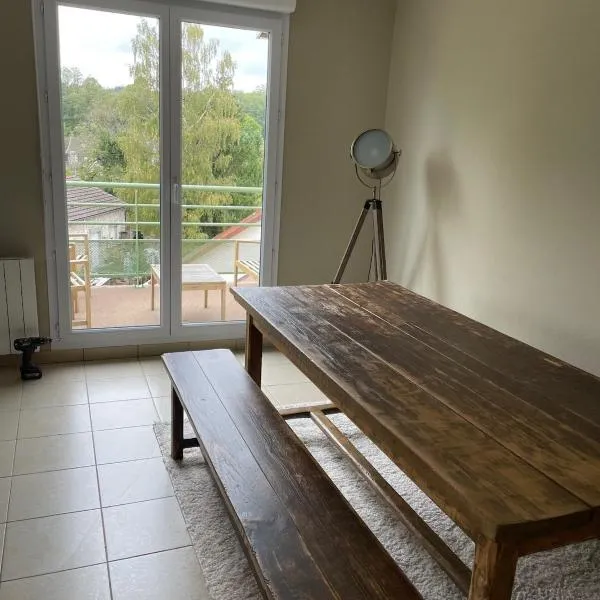 Appartement 3 chambres et 2 Parkings，位于多勒的酒店