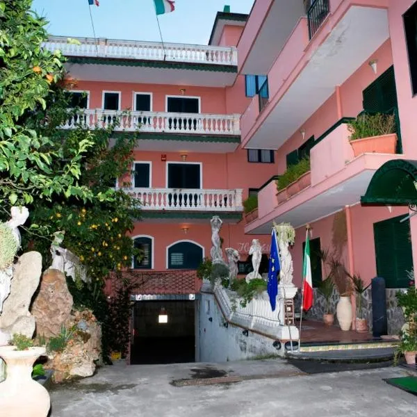 Hotel Sottovento，位于Sant'Egidio del Monte Albino的酒店