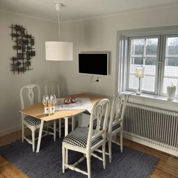 Litet hus nära Värnamo，位于Hörle的酒店