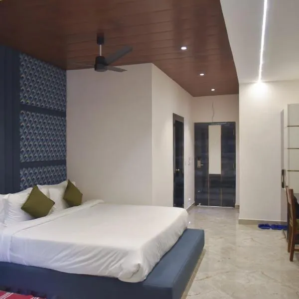 MAHFIL-e-MOTIJHEEL, MOTIJHEEL PARK AND RESORT，位于Lālbāgh的酒店