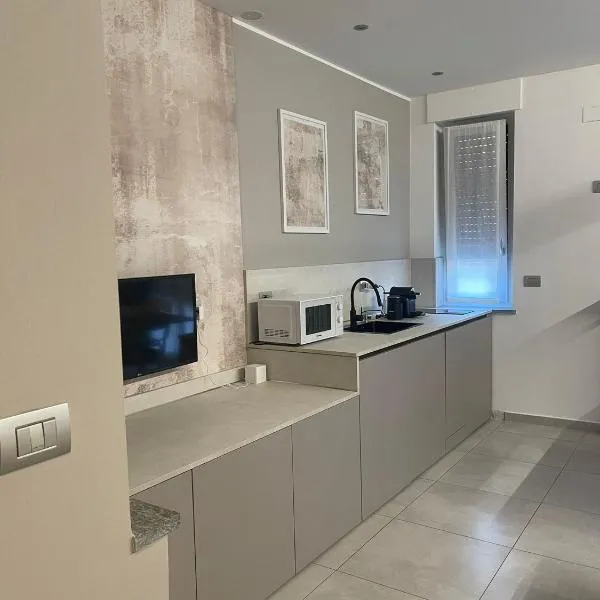 Casa Kennedy Apartments，位于Centallo的酒店