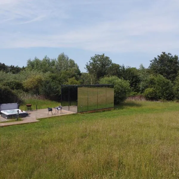 Mirror Houses Pound Farm - Meadow OOD，位于萨克斯曼德姆的酒店