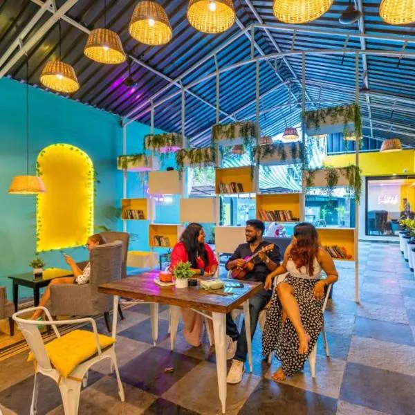 The Hosteller Goa, Candolim，位于坎多林的酒店