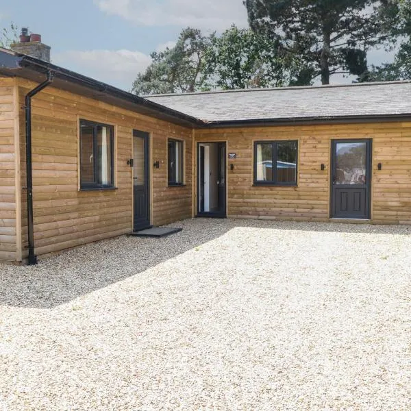 Barn Owl Lodge，位于斯内蒂瑟姆的酒店