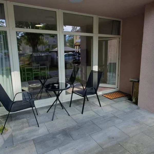 Charmante Ferienwohnung 2 im Herzen von Meiningen，位于迈宁根的酒店