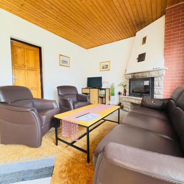 Apartmán Penziónu Hrubjak，位于Oravská Polhora的酒店