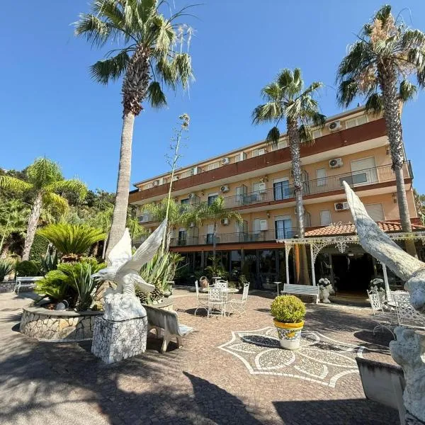 Hotel Happy Days，位于里克拉的酒店