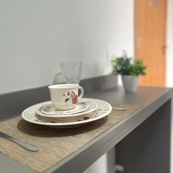 Mini Apto Pertinho de Tudo - Sem vaga de garagem，位于索罗卡巴的酒店