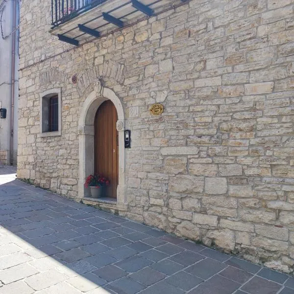 Affittacamere Scacco Matto，位于Monteleone di Puglia的酒店