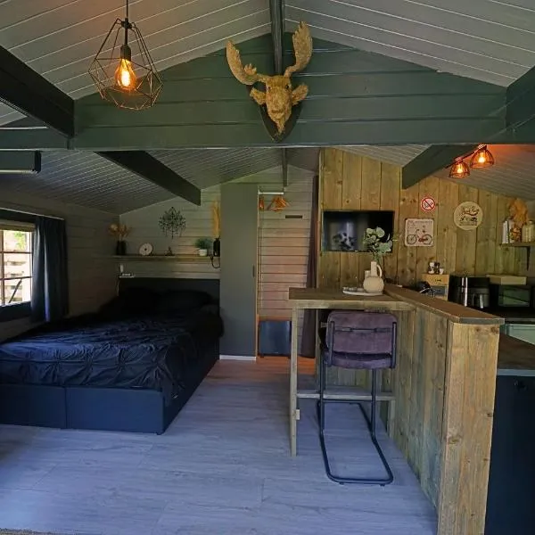 De Blokhut，位于Anna Paulowna的酒店