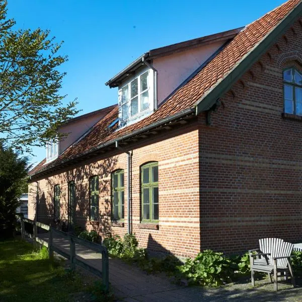 Pichardts B&B & Lejligheder - La Maison Rouge，位于Tranekær的酒店