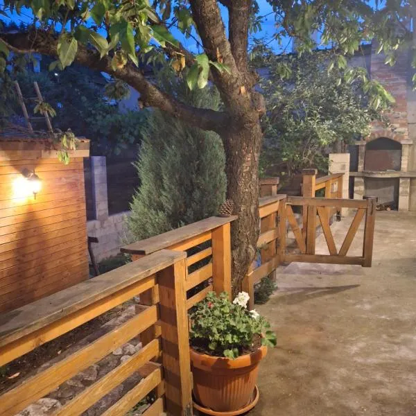 The Old Cherry House，位于拉兹洛格的酒店