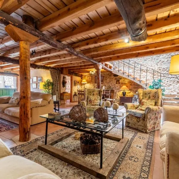Casa Rural El Viejo Almacén, a 20 minutos de Segovia，位于Losana de Pirón的酒店