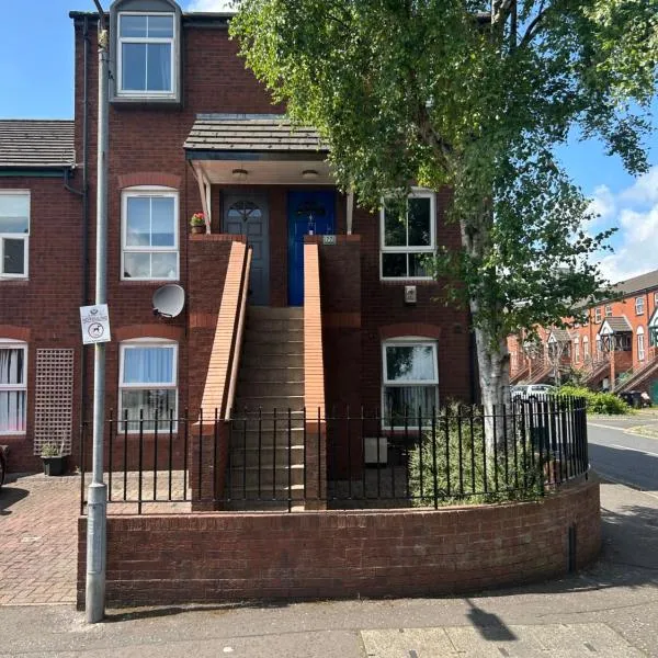 Tourist board certified Super city centre apartment with free parking，位于贝尔法斯特的酒店