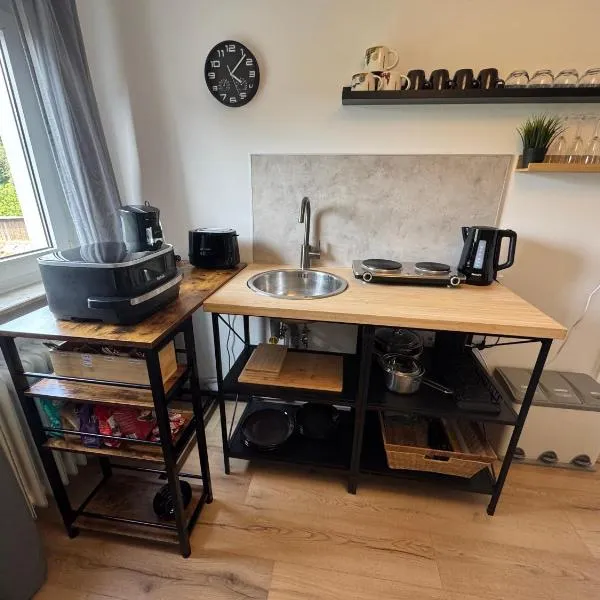 Ferienwohnung Siebenbergen，位于Logabirumerfeld的酒店