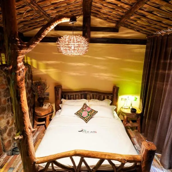 Zhangjiajie Hehua Airport Resort-Free pick-up，位于张家界的酒店