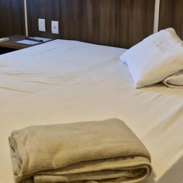Mirante Hotel，位于Canaã dos Carajás的酒店