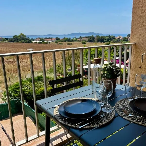 Chez Sanka ! Vue mer et plages à deux pas，位于卡尔特汉的酒店