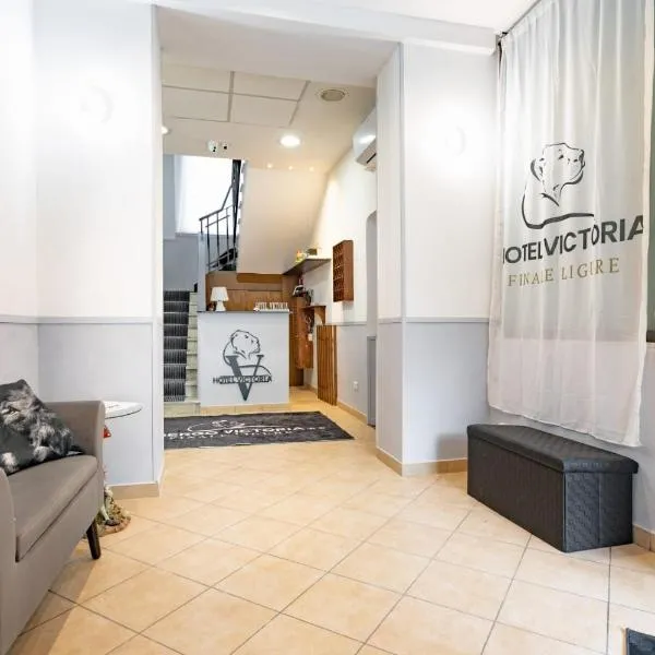 Hotel Victoria-Bike Friendly vicino Finalborgo e mare，位于菲纳莱利古雷的酒店