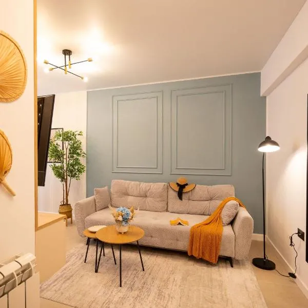 RavSea Luxury Apartment in Odyssey Spa&Pool-parking，位于马马亚的酒店