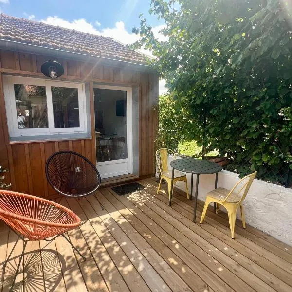 Casa Saint-Bris，位于维勒纳夫多尔农的酒店