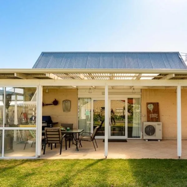 Garden Studio，位于埃斯佩兰斯的酒店