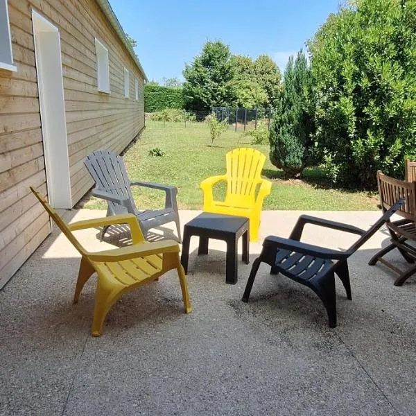 Jolie maison entière 2 chambres 1 jardin，位于圣吉尔密斯的酒店