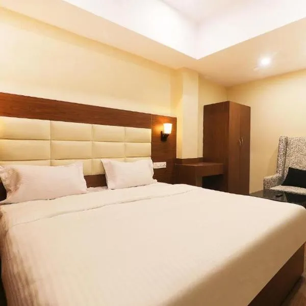 Hotel O Sk Tower Near Rithala Metro Station，位于新德里的酒店