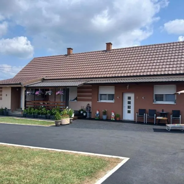 Domaćinstvo Pocikini Zasavica，位于Zasavica的酒店