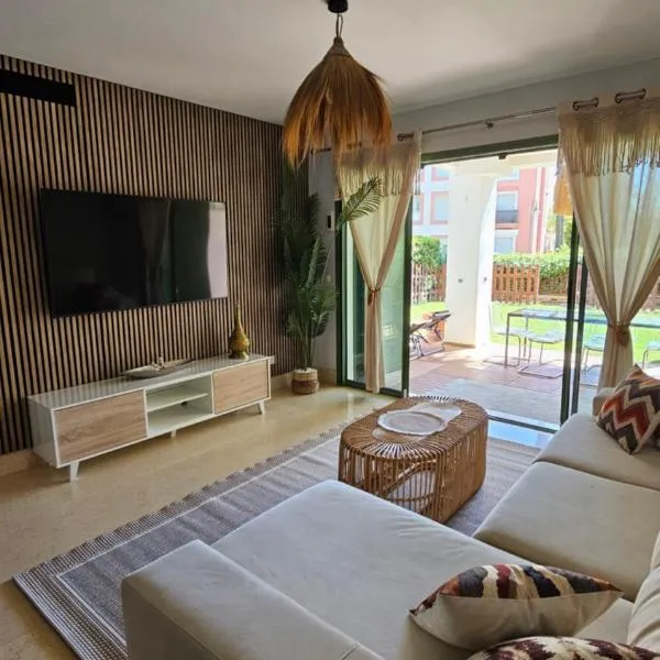 Sotogrande Marina Sea Apartment，位于San Roque的酒店