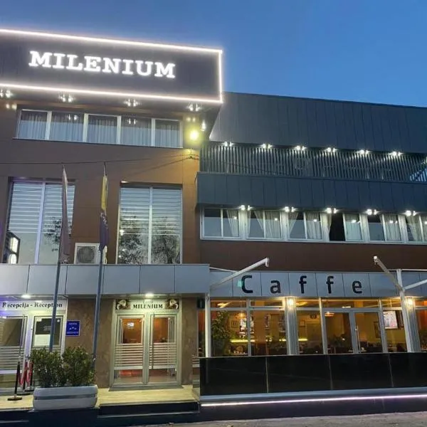 Hotel New Milenium，位于Lukavac的酒店