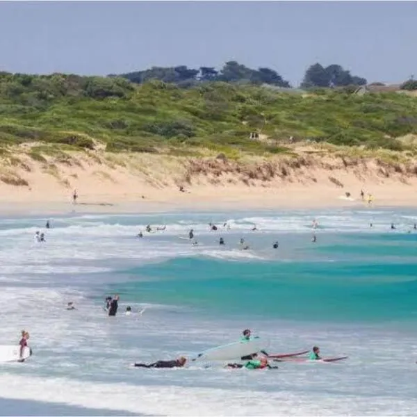 Pine Hill Tiny House by Tiny Away，位于Wangoom的酒店