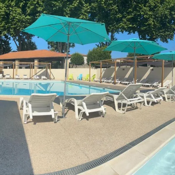 Camping Le Pre Saint-Andre，位于Souvignargues的酒店