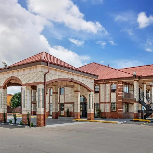 Quality Inn & Suites，位于New Boston的酒店