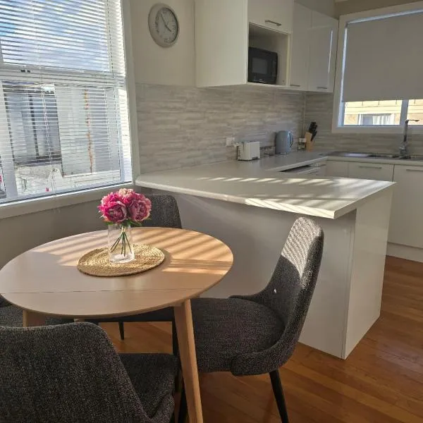 Cosy 3 Bedroom home in Auckland，位于奥克兰的酒店