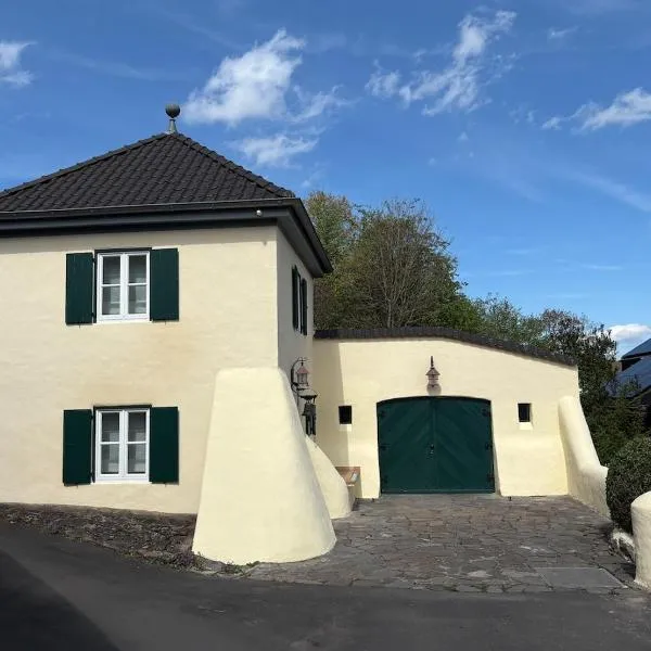 Das Eifel Türmchen，位于巴特明斯特艾弗尔的酒店