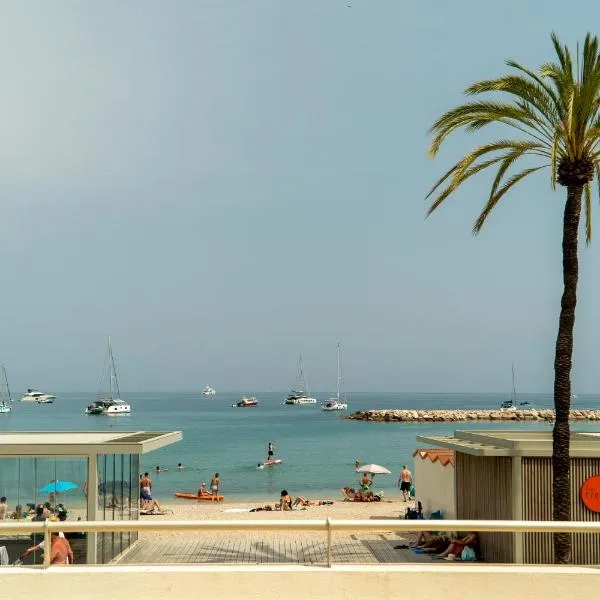 Le Coq Franciosy - AC - WiFi - New - Sea，位于芒通的酒店