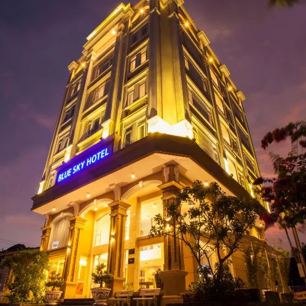 蓝天富国酒店，位于Cua Lap的酒店