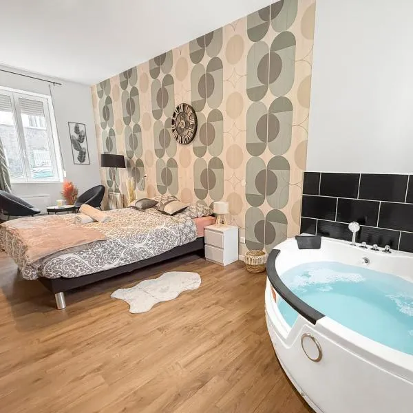 Jacuzzi privé, terrasse, Roubaix，位于鲁贝的酒店