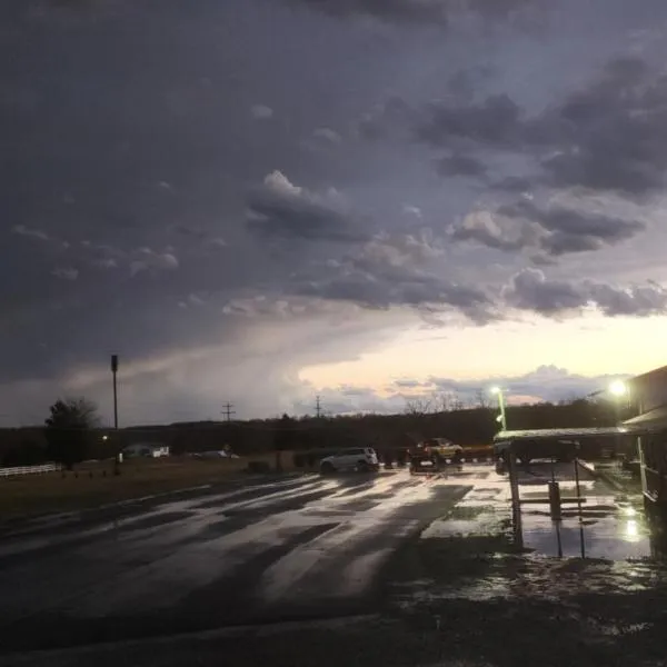 Hotel Lake Anna，位于Spotsylvania Courthouse的酒店