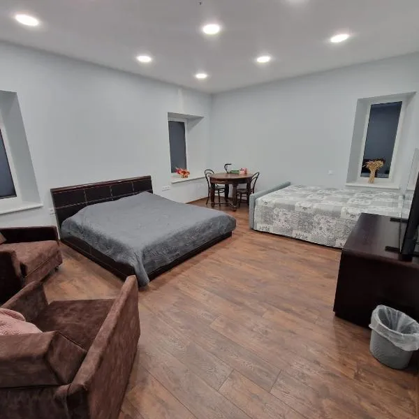 Laumės dvaro svečių namai，位于Kruopinė的酒店