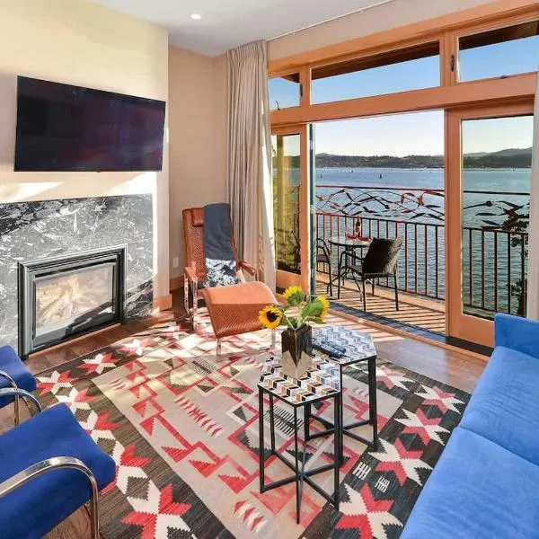 Salishan Chief Suite，位于科威恰湾的酒店