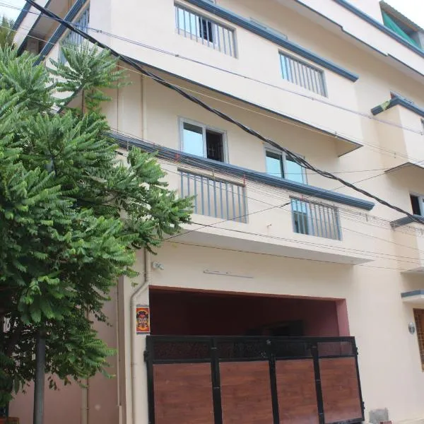 Shaan stay inn，位于甘吉布勒姆的酒店
