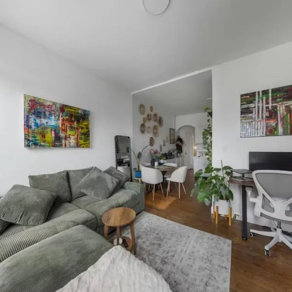 Union Square Sanctuary - Chic One Bedroom Retreat in Downtown Manhattan，位于纽约的酒店
