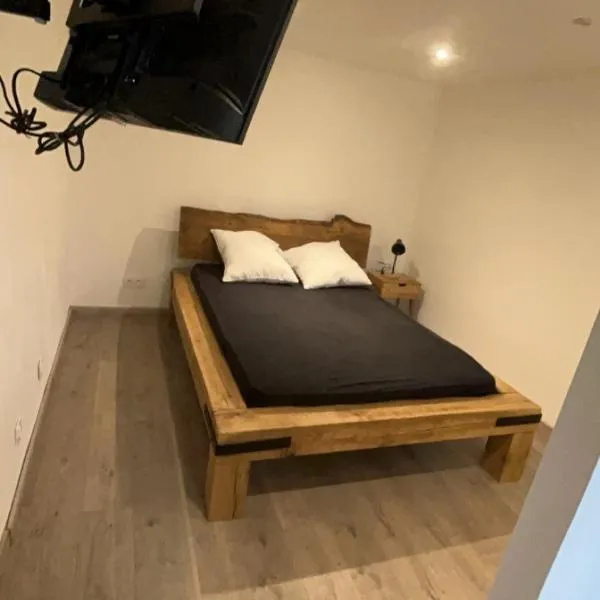 Hébergement curgy，位于Curgy的酒店